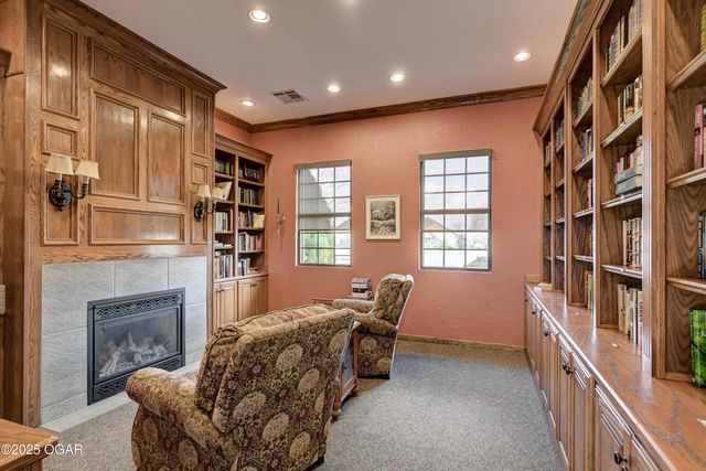 1448 Quail Place Place, Carthage, MO 64836