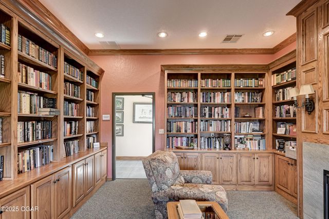 1448 Quail Place Place, Carthage, MO 64836