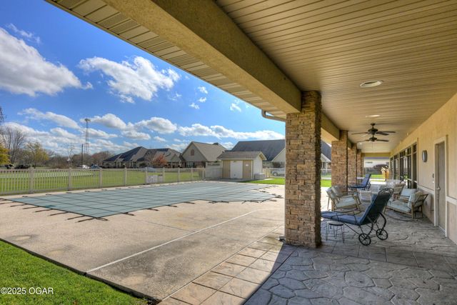 1448 Quail Place Place, Carthage, MO 64836