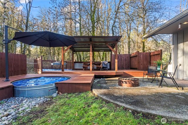 2141 107th Lane SE, Olympia, WA 98501