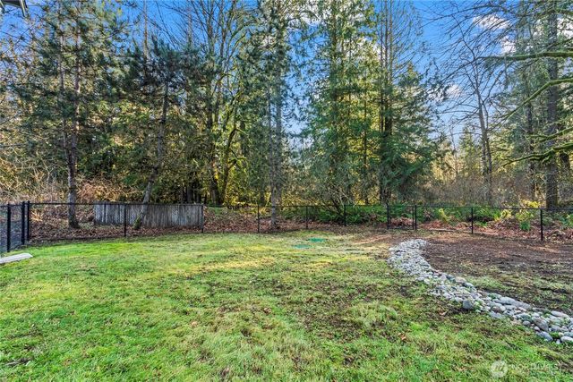 2141 107th Lane SE, Olympia, WA 98501