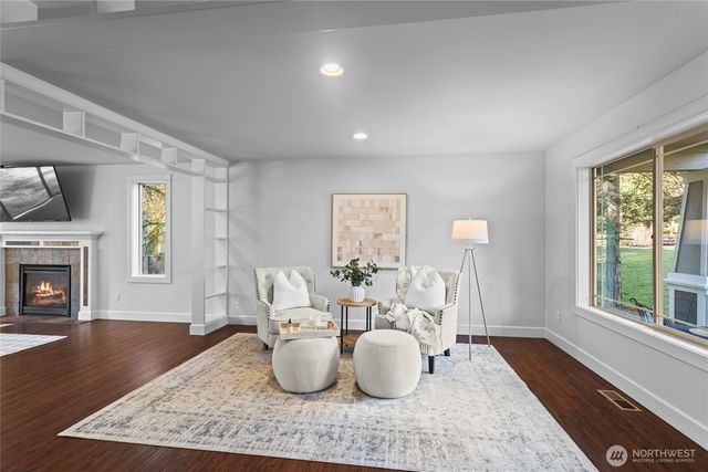 2141 107th Lane SE, Olympia, WA 98501