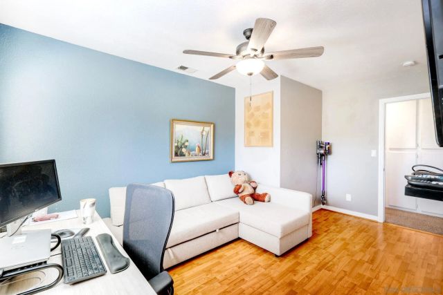 8653 Willow Ter, Santee, CA 92071