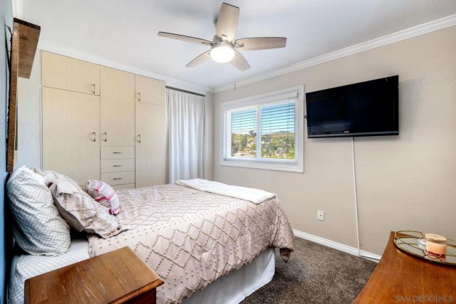 8653 Willow Ter, Santee, CA 92071