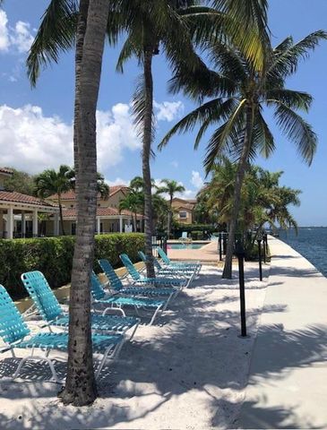1140 Lake Shore Drive 206, Lake Park, FL 33403