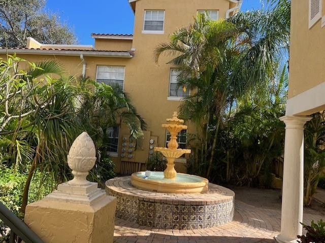 1140 Lake Shore Drive 206, Lake Park, FL 33403