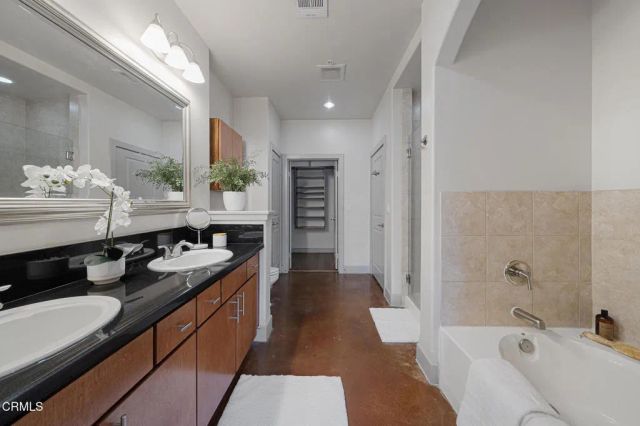 840 E Green Street 124, Pasadena, CA 91101