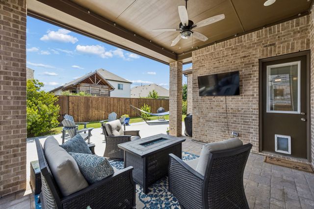 1404 Buttercup Avenue, Aubrey, TX 76227