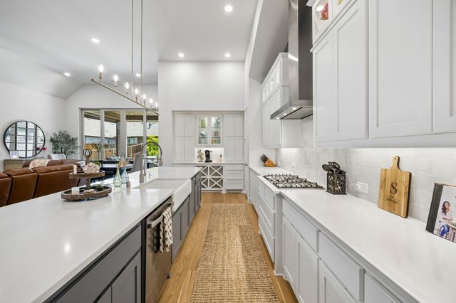 1404 Buttercup Avenue, Aubrey, TX 76227
