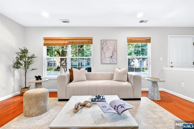 2249 Margaret Court, Mahwah, NJ 07430