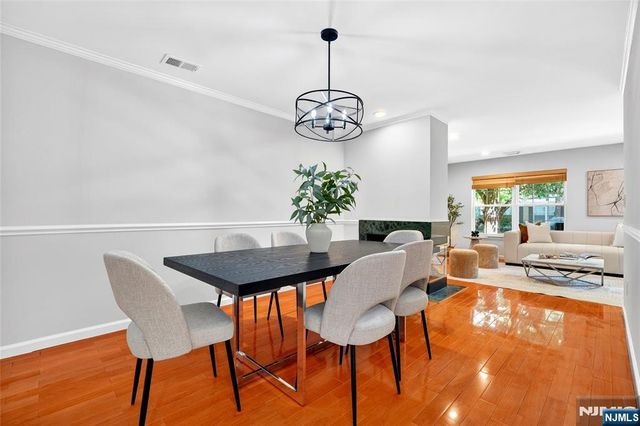 2249 Margaret Court, Mahwah, NJ 07430
