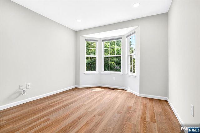 2249 Margaret Court, Mahwah, NJ 07430