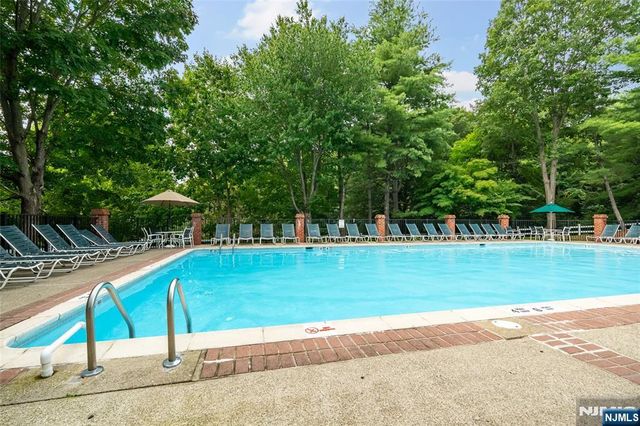 2249 Margaret Court, Mahwah, NJ 07430