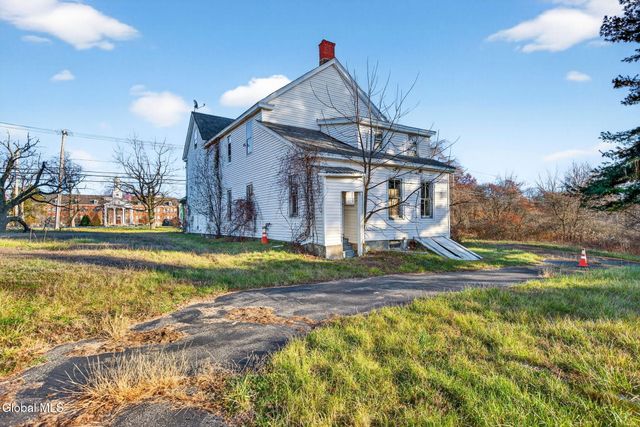 522 Loudon Road, Colonie, NY 12211