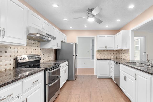 4503 Rivershore Drive, New Bern, NC 28560