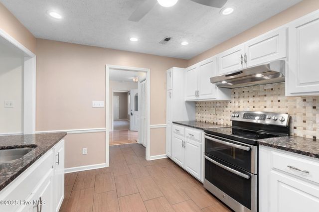 4503 Rivershore Drive, New Bern, NC 28560