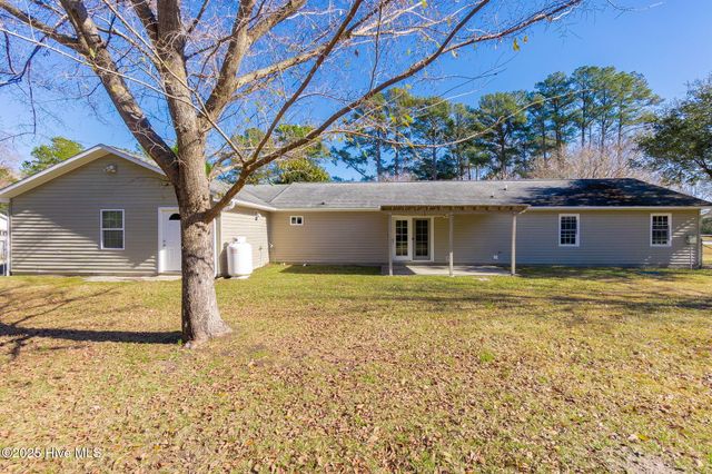 4503 Rivershore Drive, New Bern, NC 28560