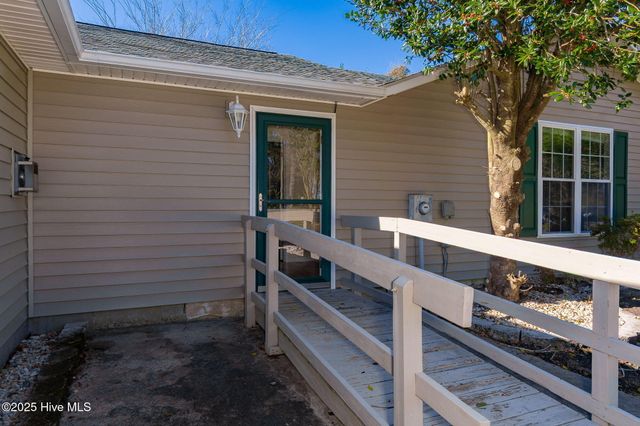 4503 Rivershore Drive, New Bern, NC 28560