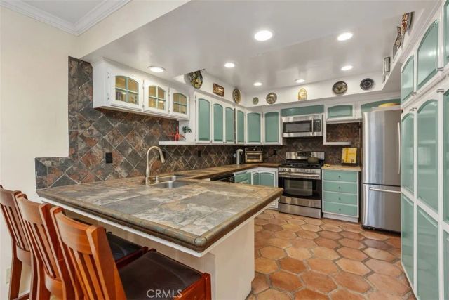 20 Leatherwood, Irvine, CA 92612