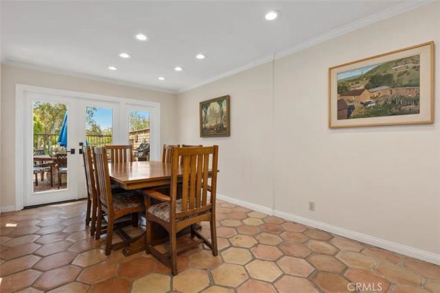 20 Leatherwood, Irvine, CA 92612