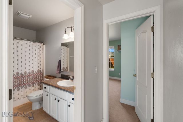 60 Clinton Lane, Belgrade, MT 59714