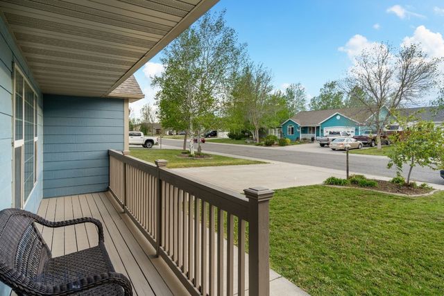 60 Clinton Lane, Belgrade, MT 59714