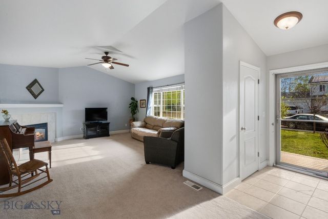 60 Clinton Lane, Belgrade, MT 59714