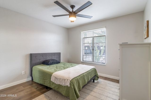 1449 E HIGHLAND Avenue 25, Phoenix, AZ 85014