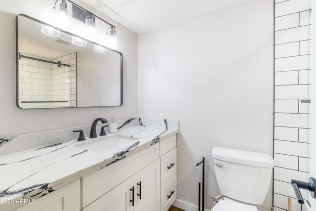 1449 E HIGHLAND Avenue 25, Phoenix, AZ 85014