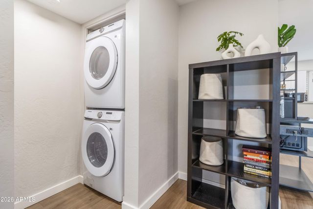 1449 E HIGHLAND Avenue 25, Phoenix, AZ 85014