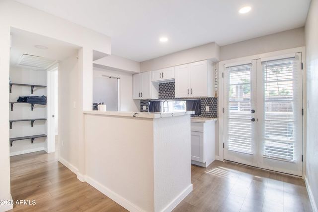 1449 E HIGHLAND Avenue 25, Phoenix, AZ 85014