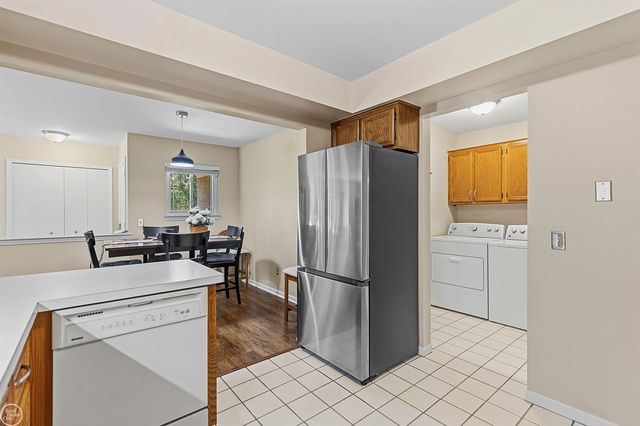 26160 N Knollwood Drive, Chesterfield Twp, MI 48051