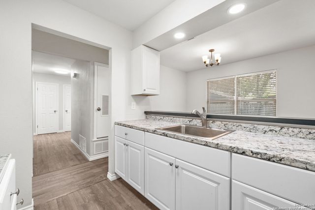 7058 Greenberry, San Antonio, TX 78227