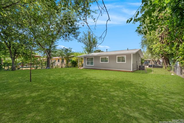 7058 Greenberry, San Antonio, TX 78227