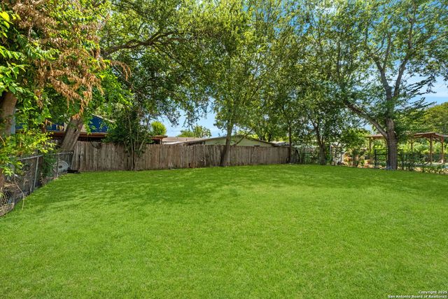 7058 Greenberry, San Antonio, TX 78227
