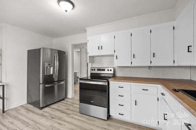 1632 Beulah Church Road, Matthews, NC 28104