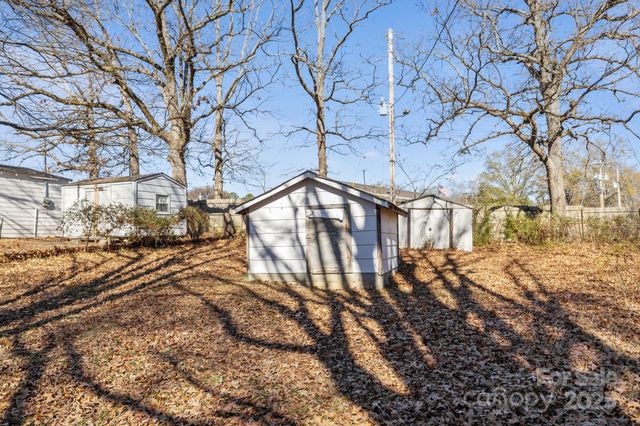 1632 Beulah Church Road, Matthews, NC 28104