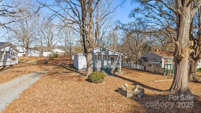1632 Beulah Church Road, Matthews, NC 28104