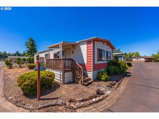 5335 MAIN St 236, Springfield, OR 97478