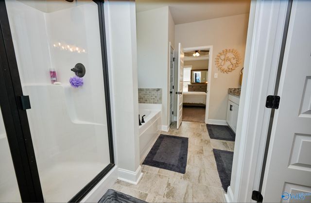 132 Gardencove Circle, Huntsville, AL 35810