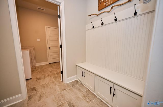 132 Gardencove Circle, Huntsville, AL 35810