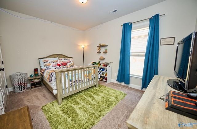 132 Gardencove Circle, Huntsville, AL 35810