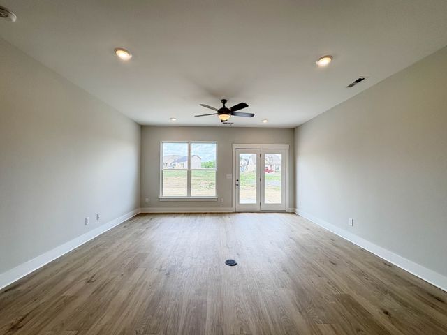 112 Sable East St, Gallatin, TN 37066