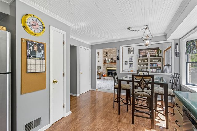 4045 Greenridge Dr, Penn Hills, PA 15147