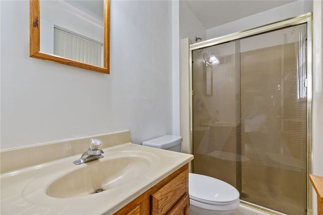 4045 Greenridge Dr, Penn Hills, PA 15147