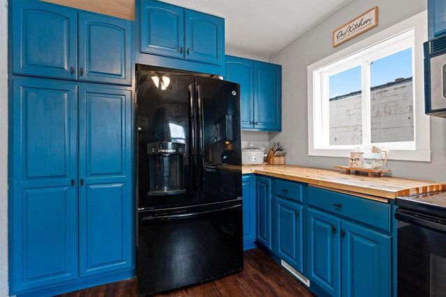 120 S TELULAH AVENUE, Appleton, WI 54915