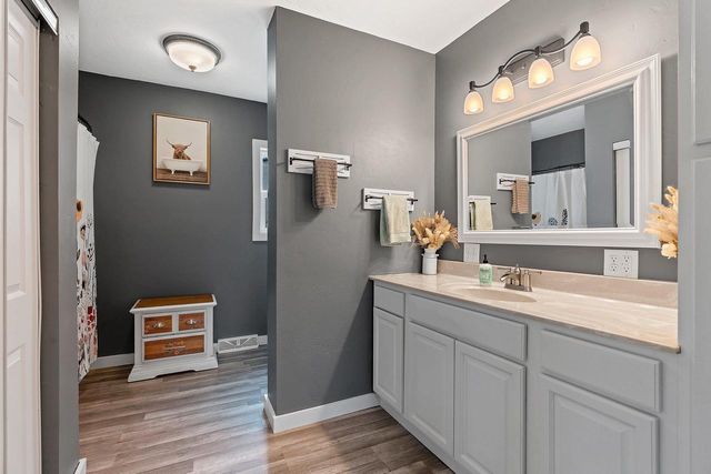 120 S TELULAH AVENUE, Appleton, WI 54915