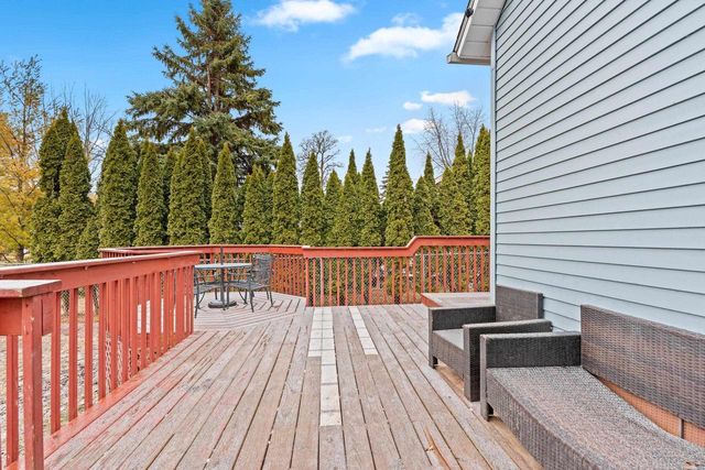 120 S TELULAH AVENUE, Appleton, WI 54915