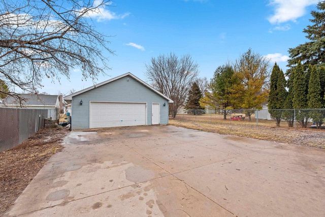 120 S TELULAH AVENUE, Appleton, WI 54915