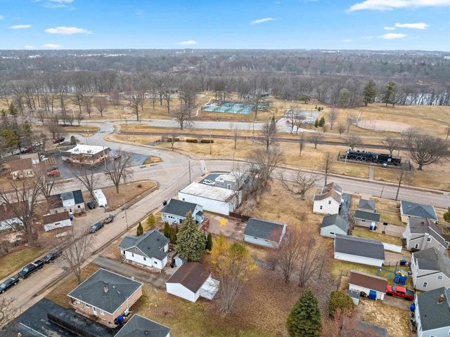 120 S TELULAH AVENUE, Appleton, WI 54915